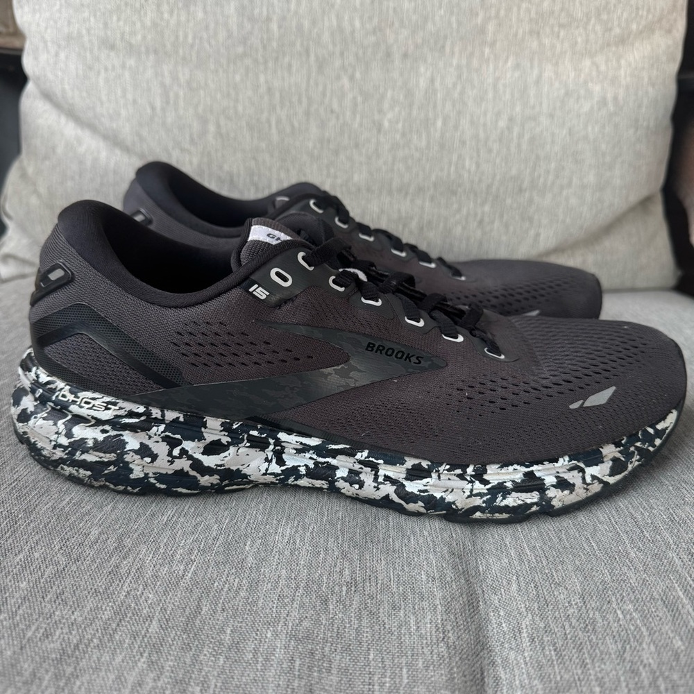 Brooks Black and White Athletic Shoes